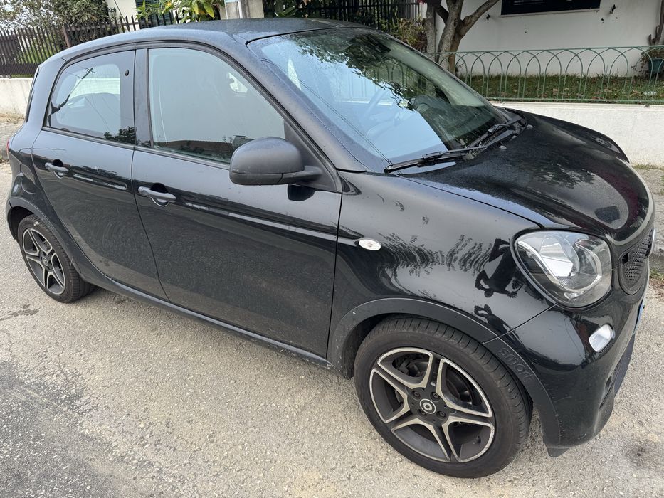 Smart Forfour 898 cm3 Turbo 90 cv Manual 2019 passion