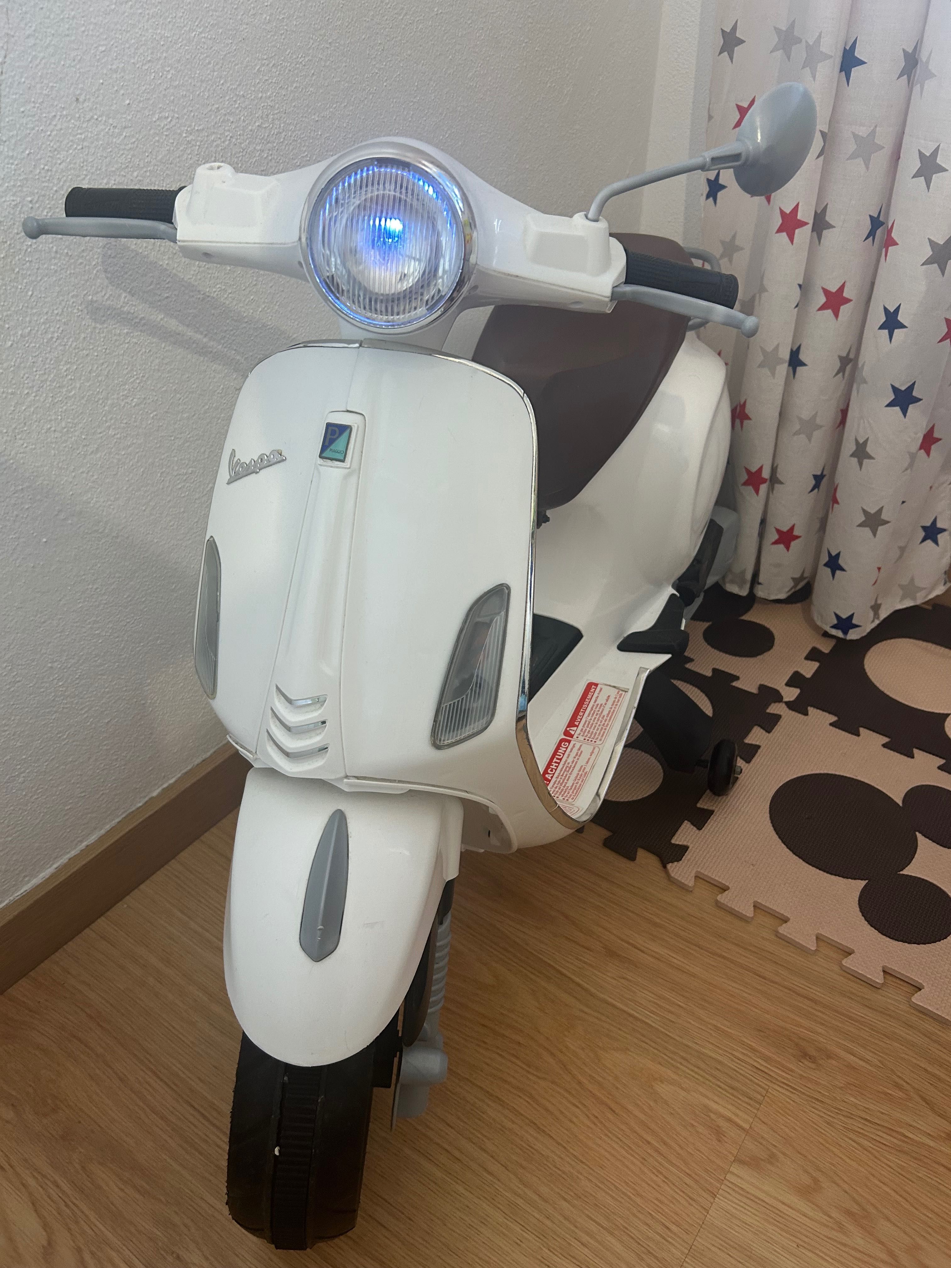 Moto elétrica criança