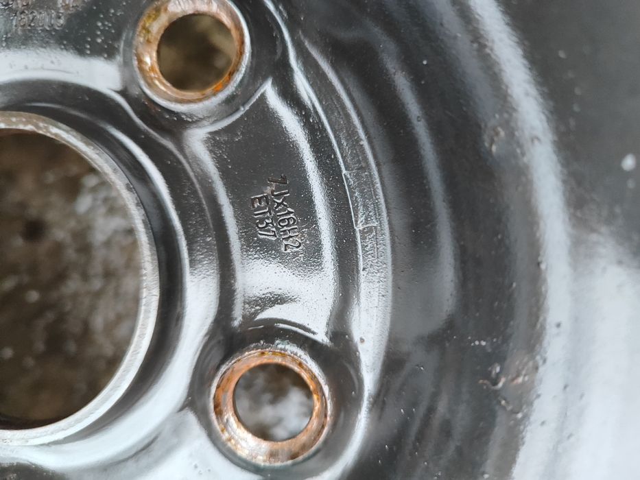 Продам комплект желізних дискив R16 5.112.