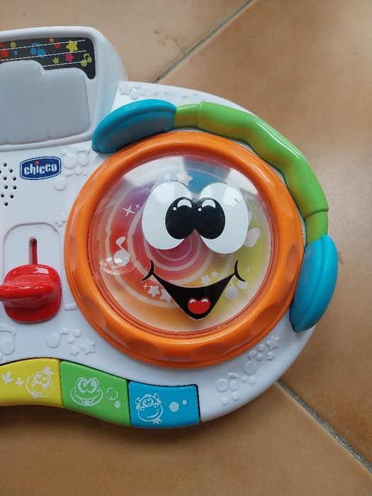 Mesa DJ mistura chicco