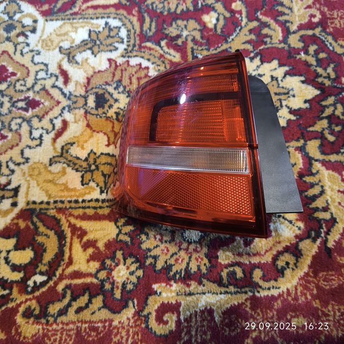 Задній ліхтар volkswagen jetta 6