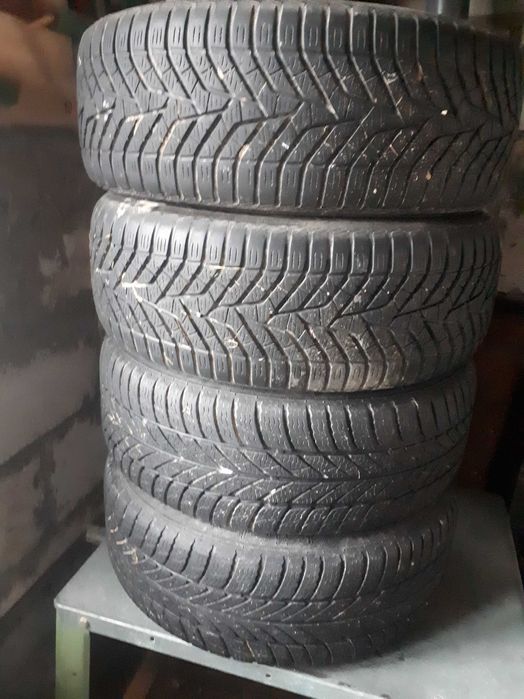Opony zimowe  r 16 205 x55