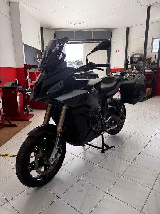 BMW S 1000 XR Triple Black