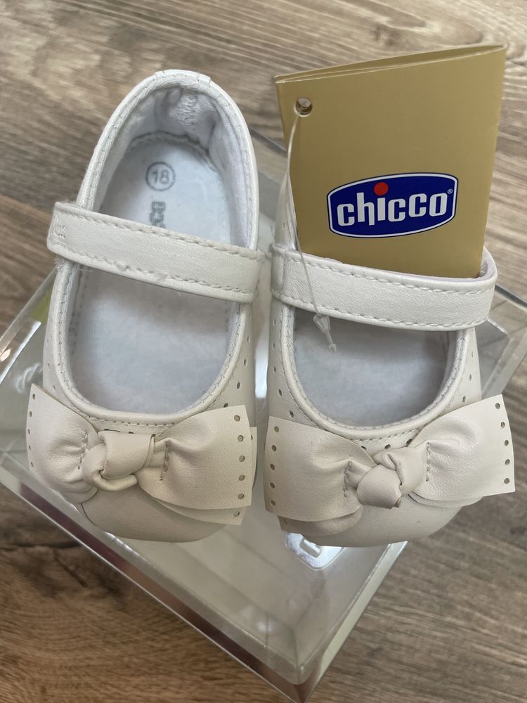 Пінетки для дівчинки Chicco