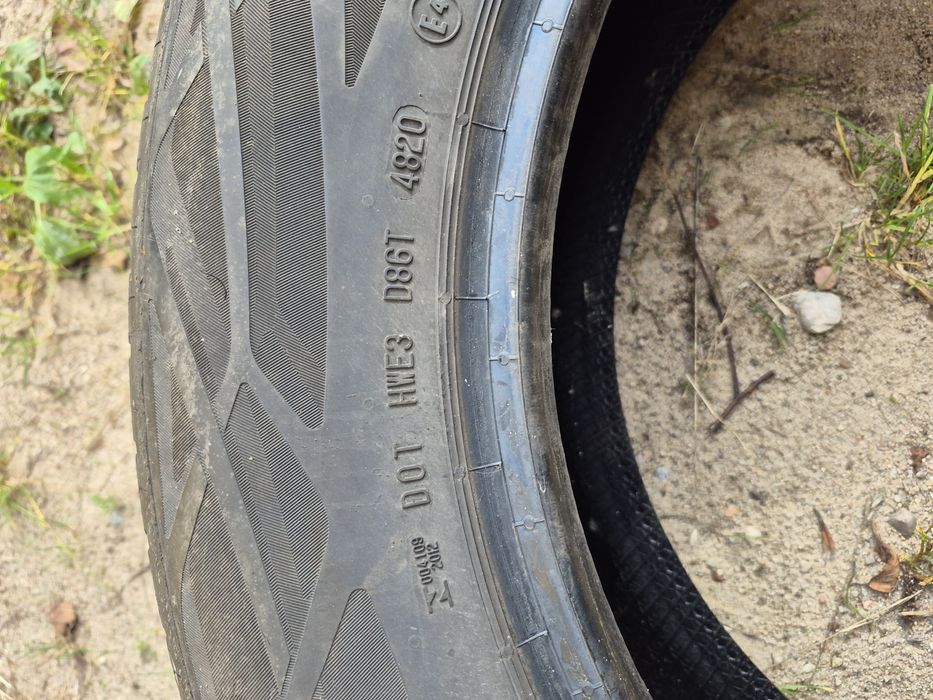 Opony Continental  215/65 R17
