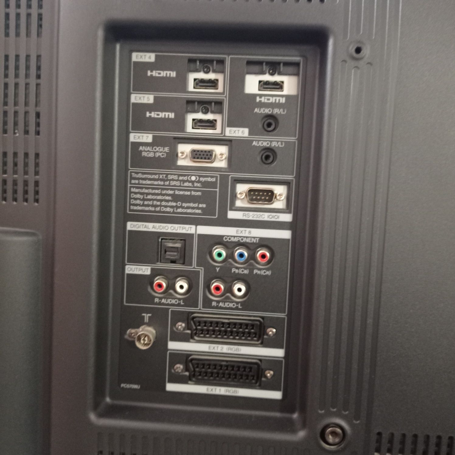 Telewizor Sharp model 37DH65E