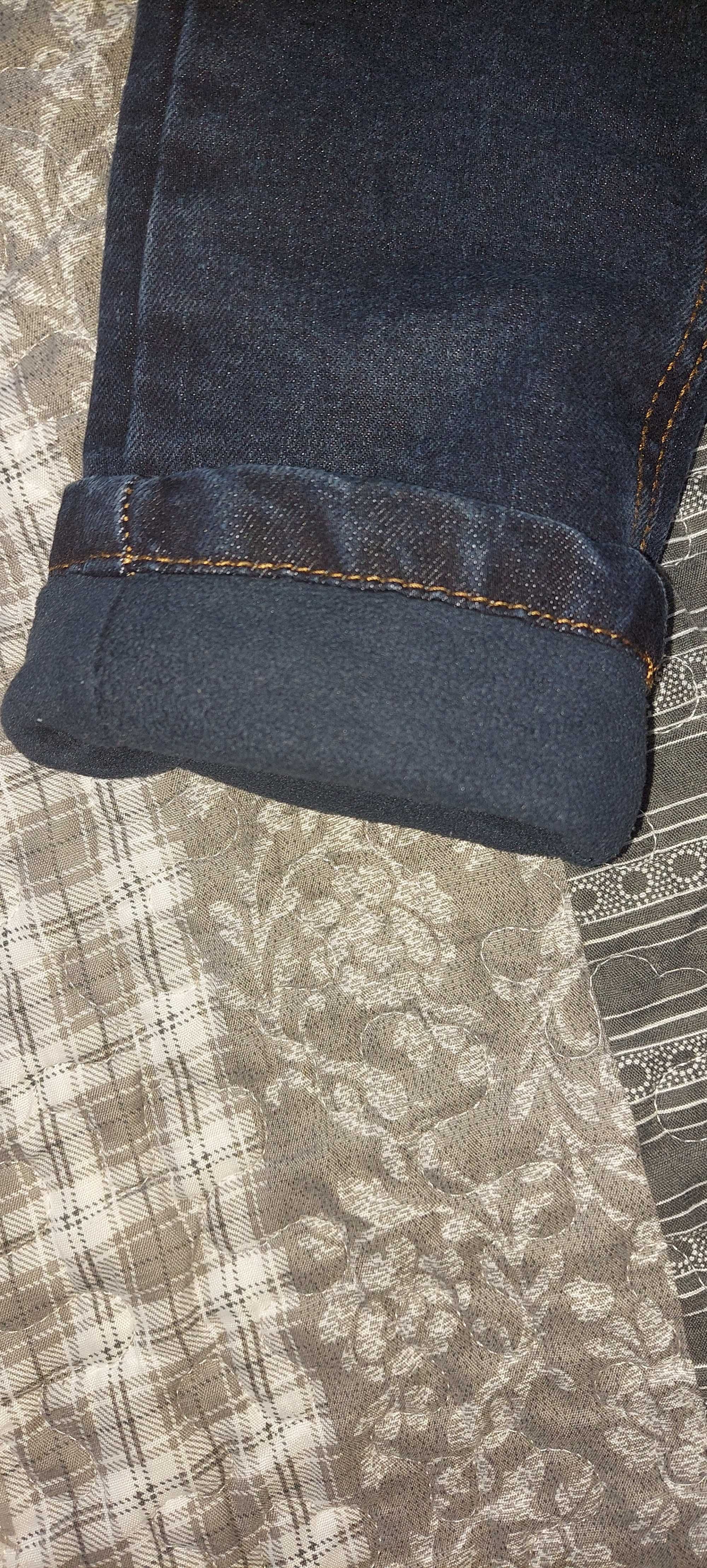 Spodnie jeansy ocieplane