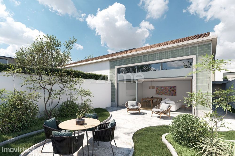 Moradia para reconstrução em Leça do Balio, Matosinhos