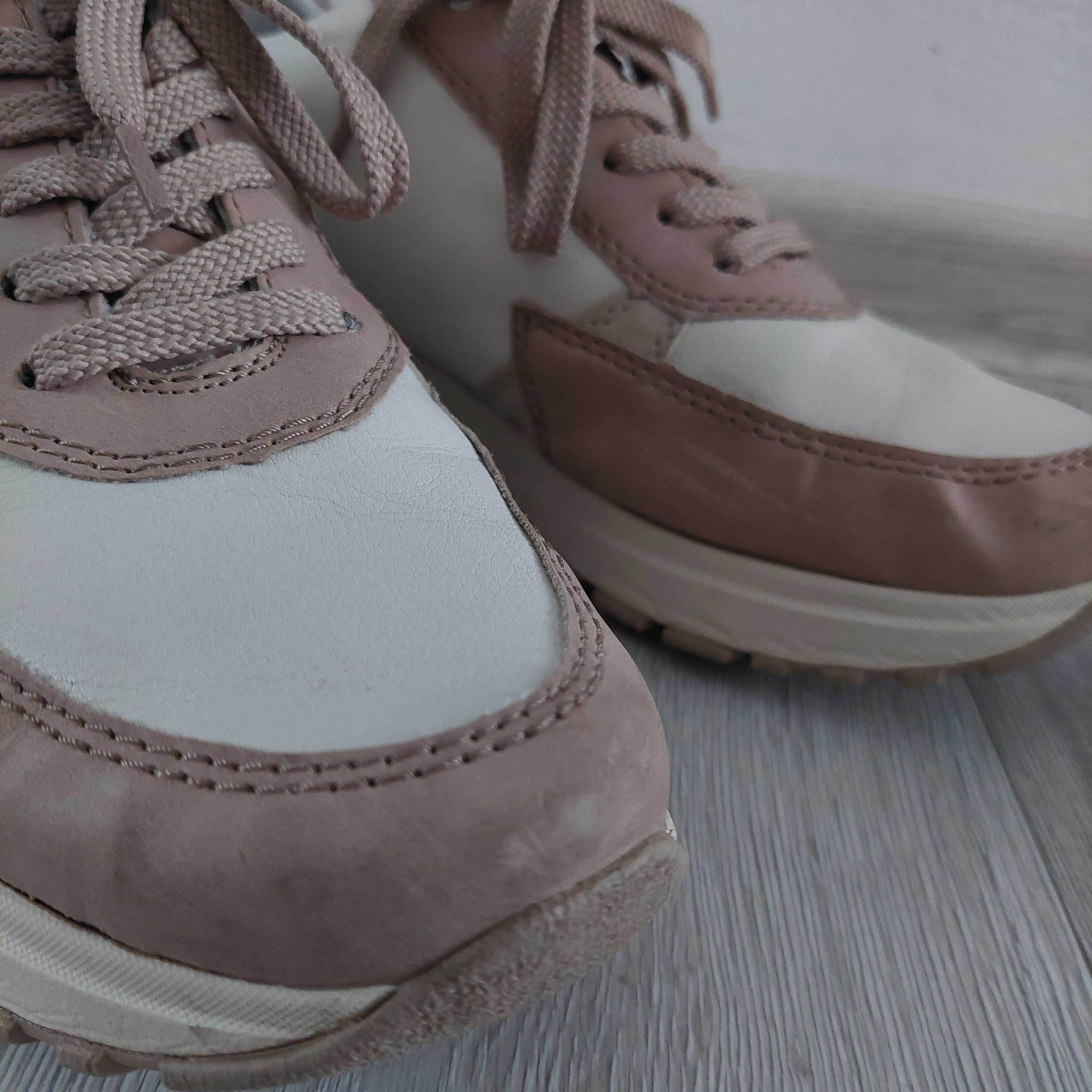 Sneakersy Rieker r-r 42