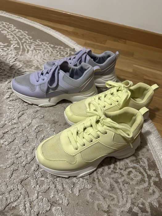 Tênis feminino Sinsay tamanho 38 (amarelo e roxo)