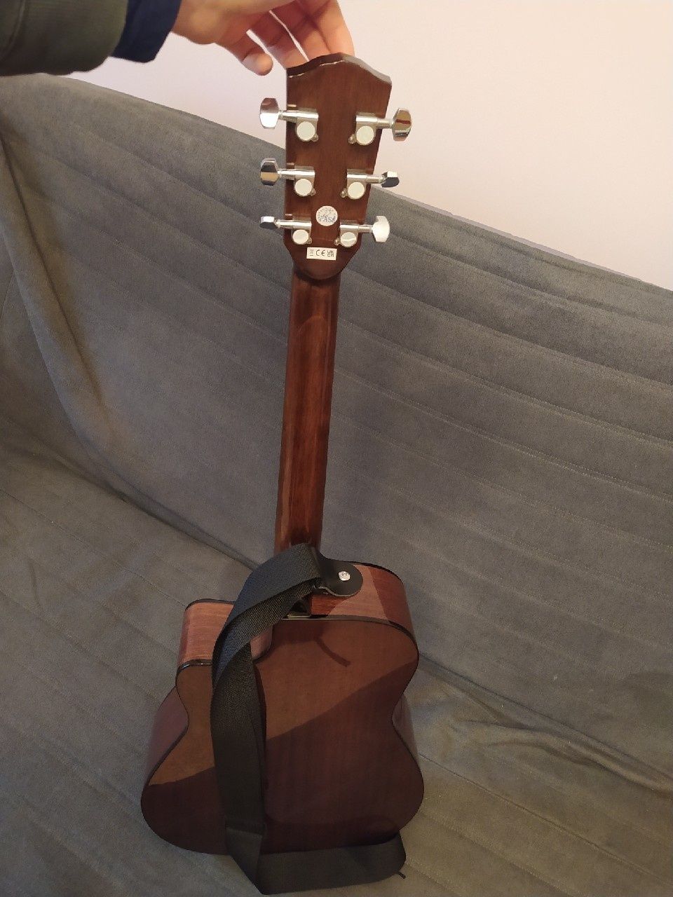 Gitara Elektroakustyczna Fender z paskiem i pokrowcem
