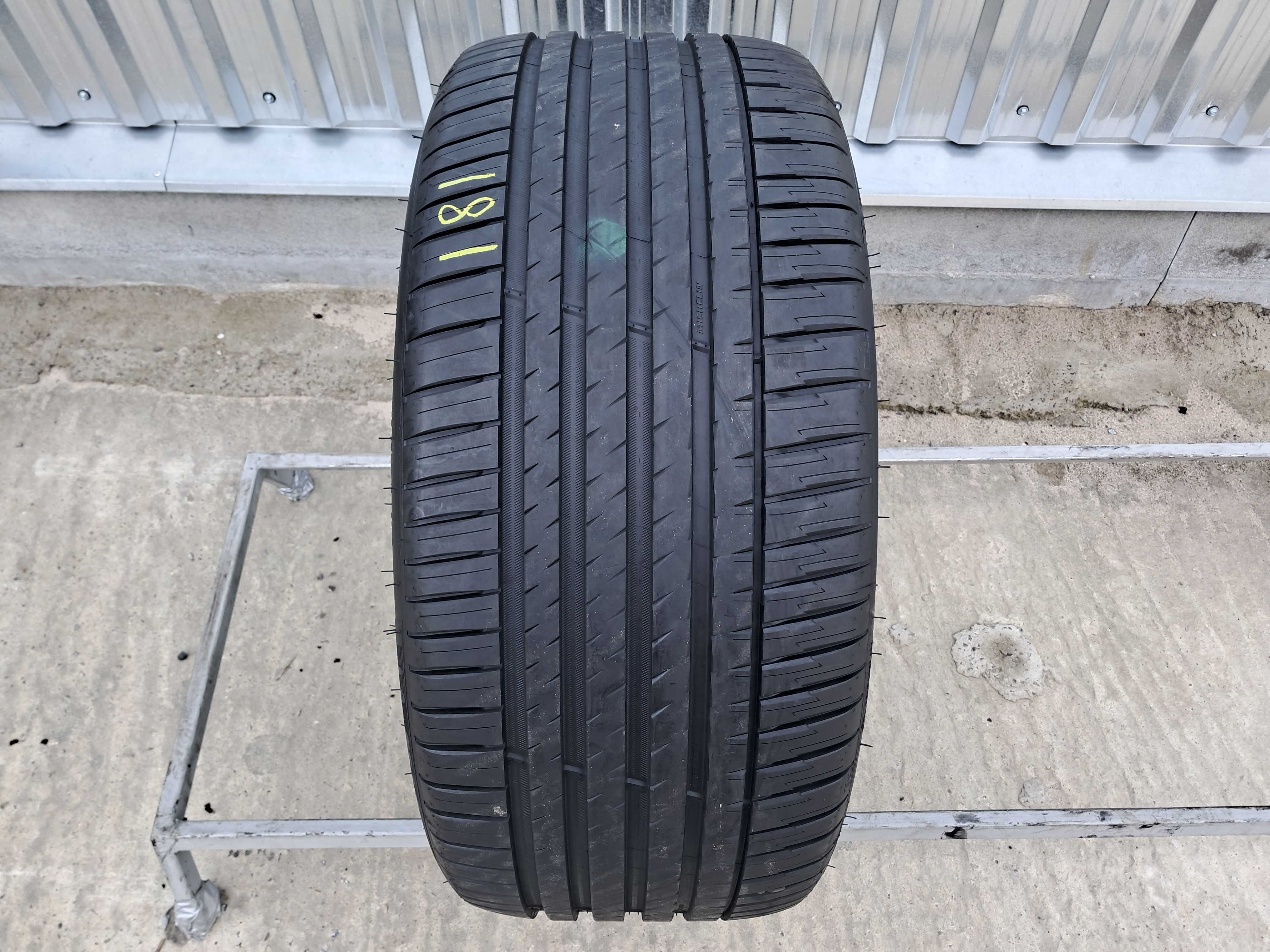 Резина літня, одиночка, 285/35 R23 Michelin Pilot Sport 4 SUV