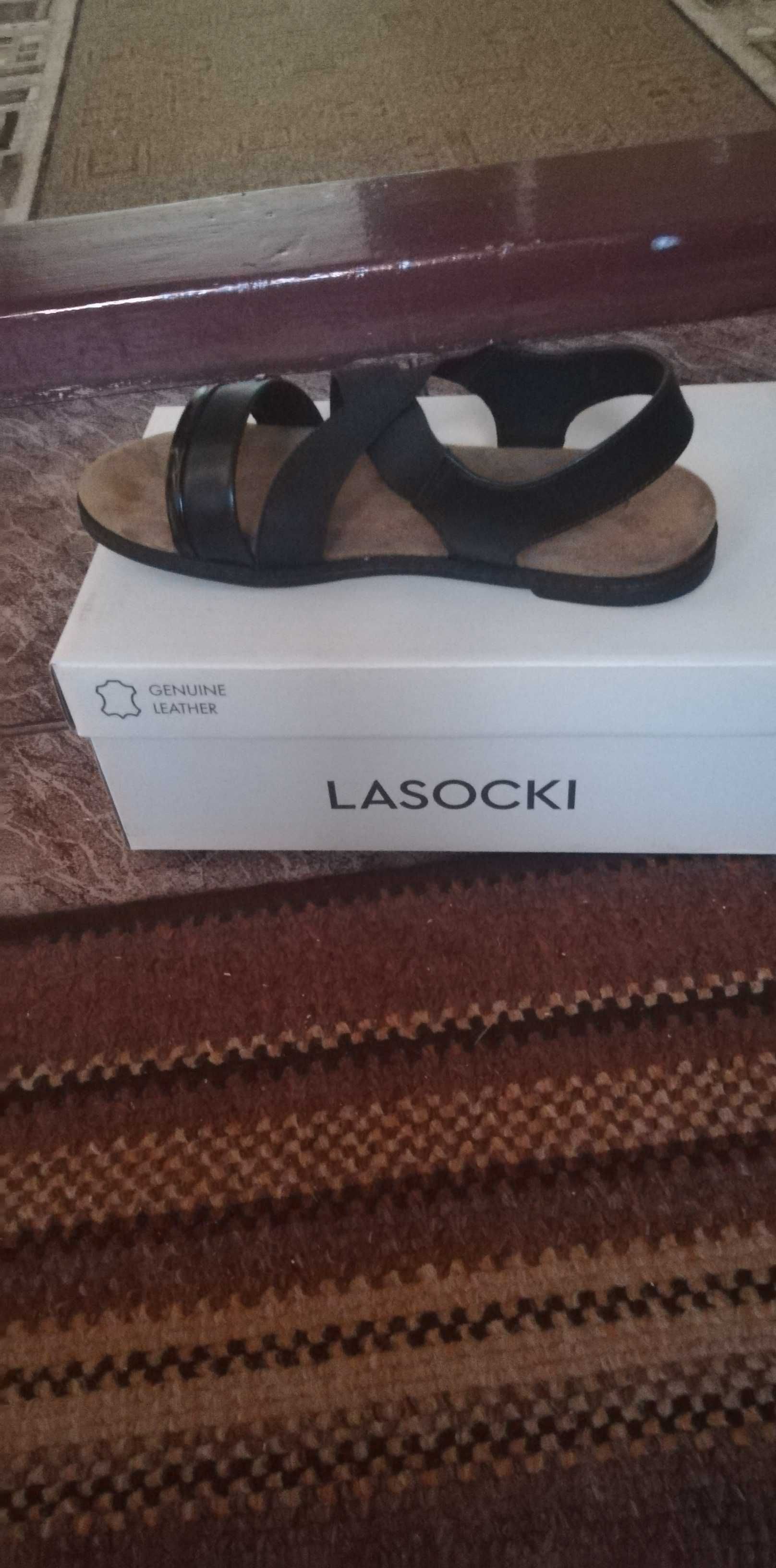 Nowe fajne sandały Lasocki