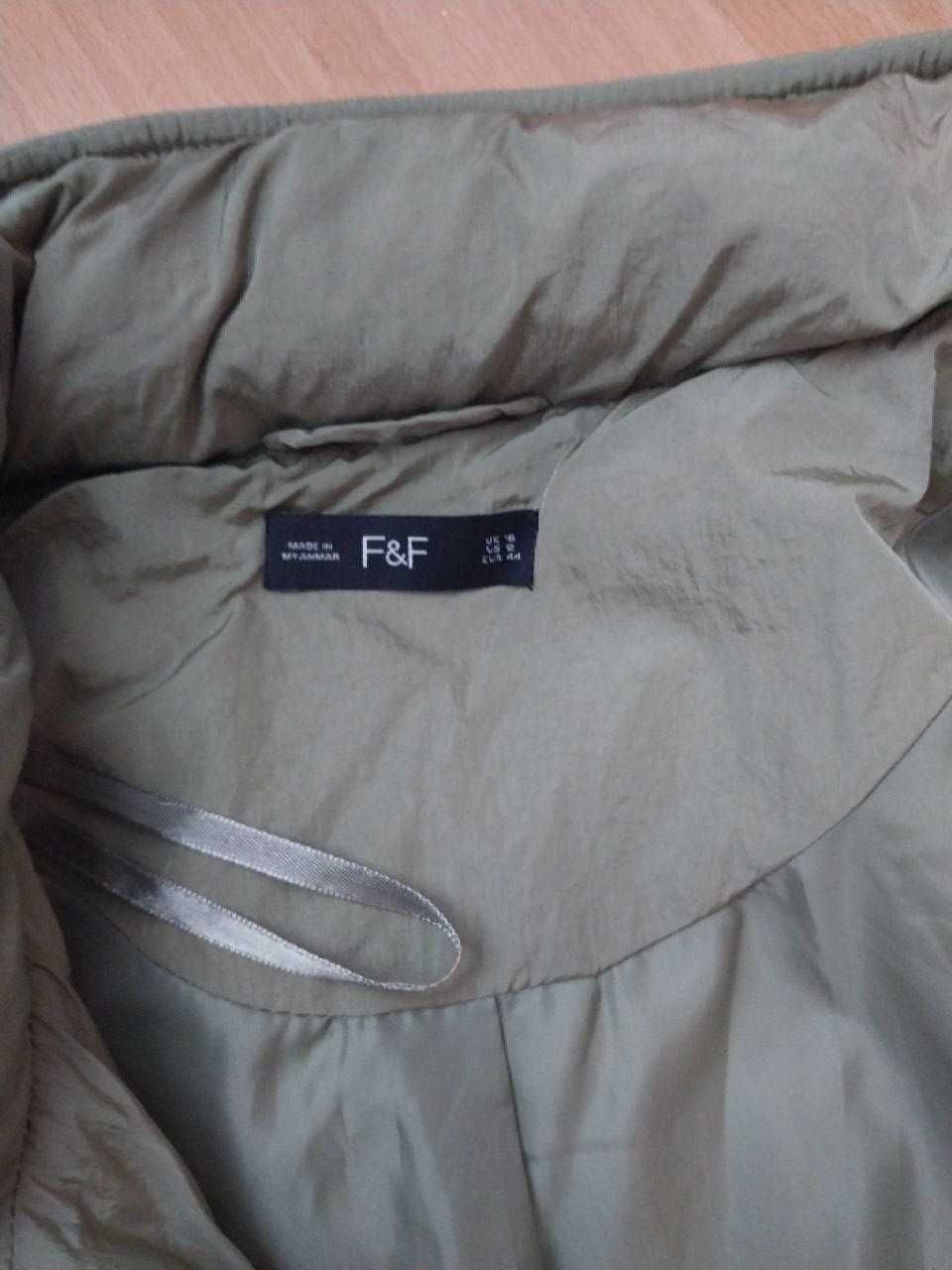 Жіноча куртка F&F, розмір 48-50