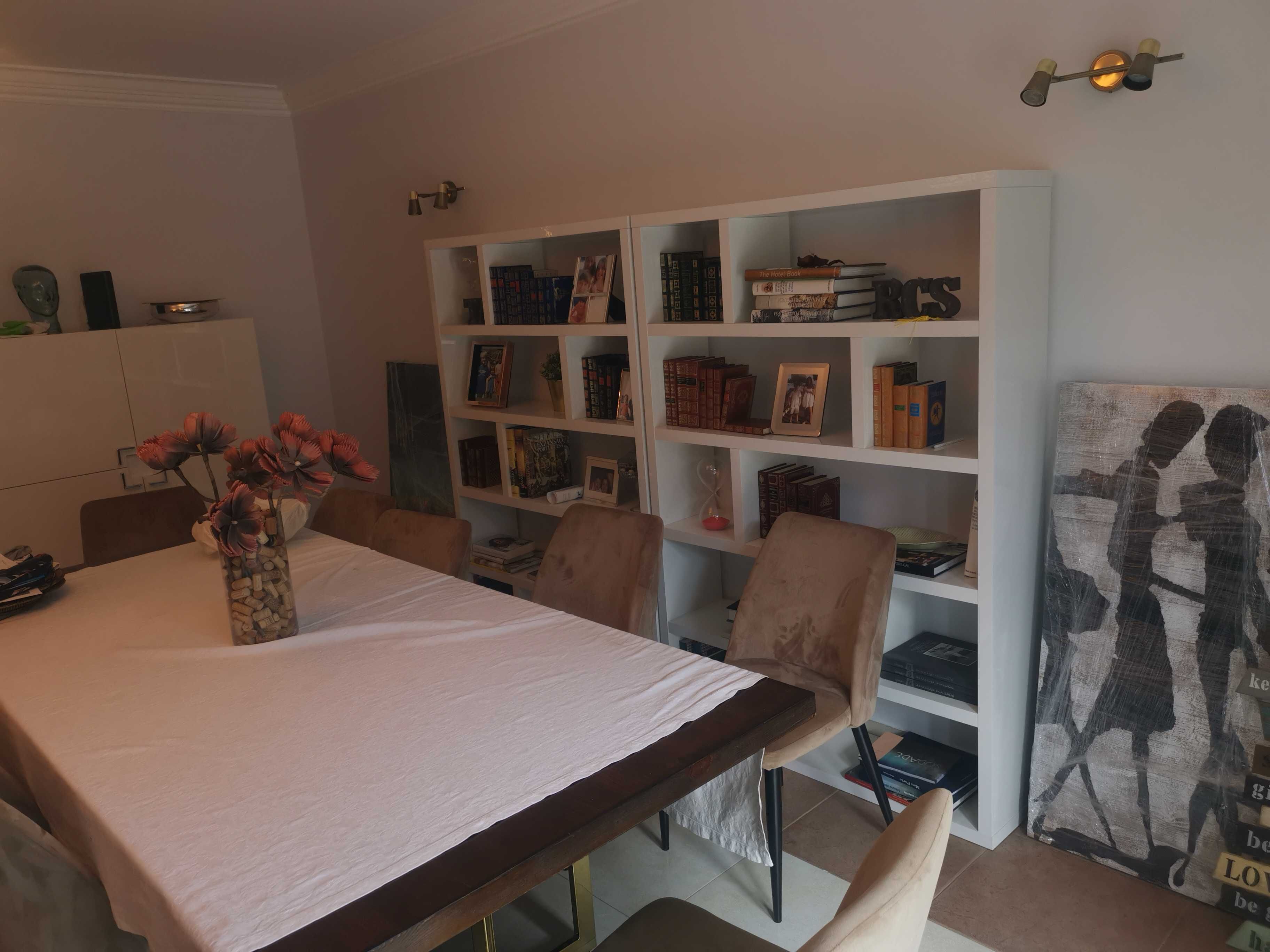 Arrendo Quarto (Opçao WC privado/Suite) em moradia totalmente mobilada