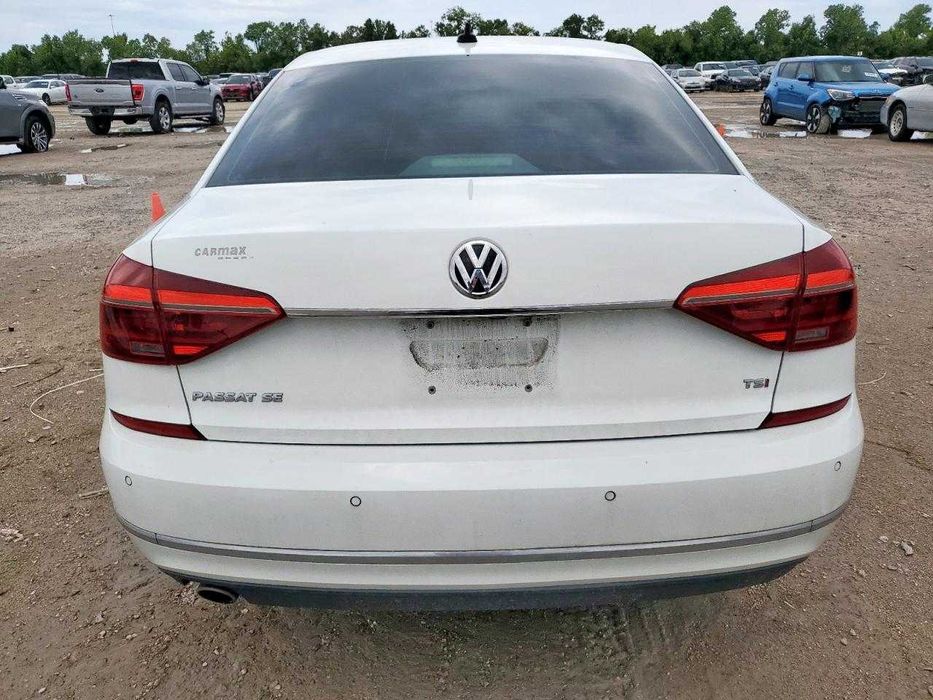 Volkswagen Passat SE 2017