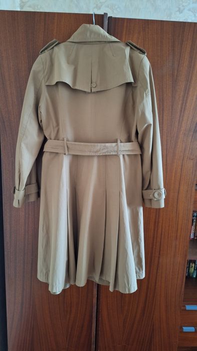 Плащ жіночий 48 розмір