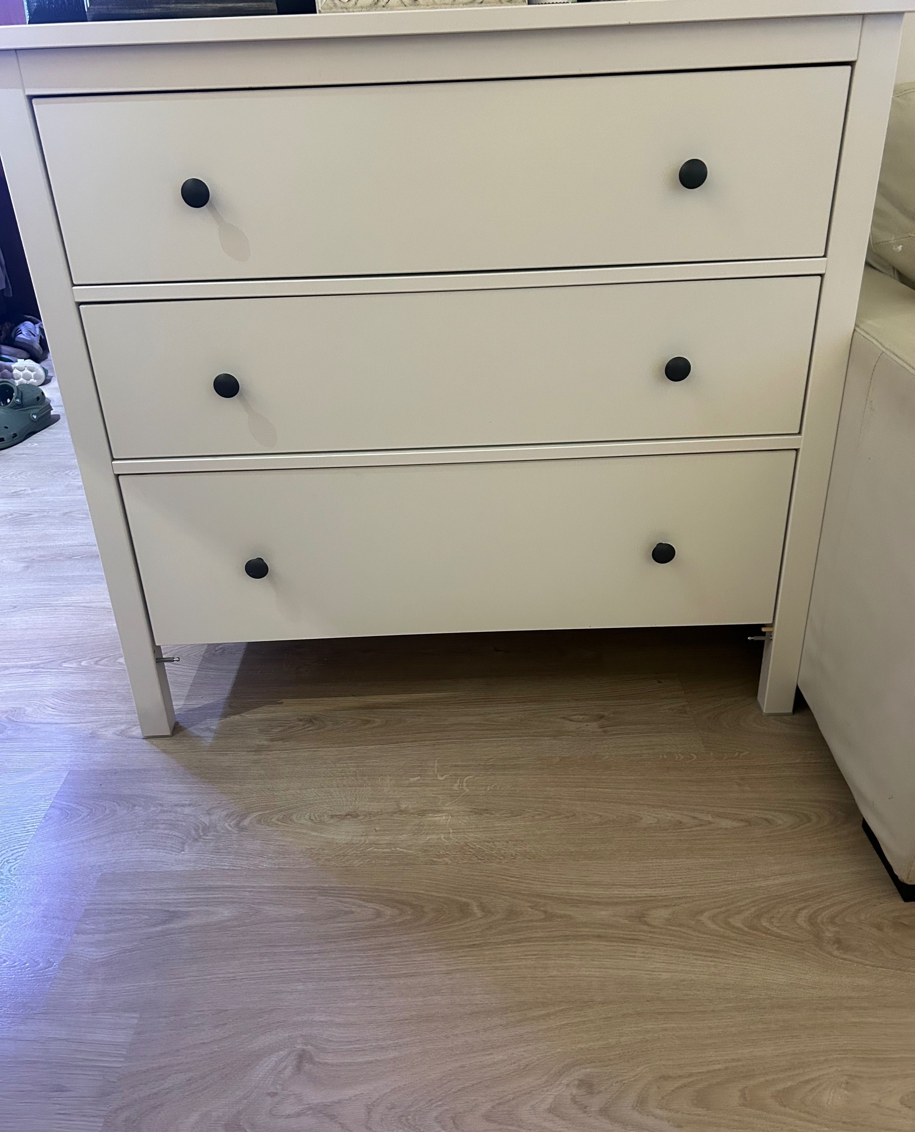 Cómoda Hemnes Ikea