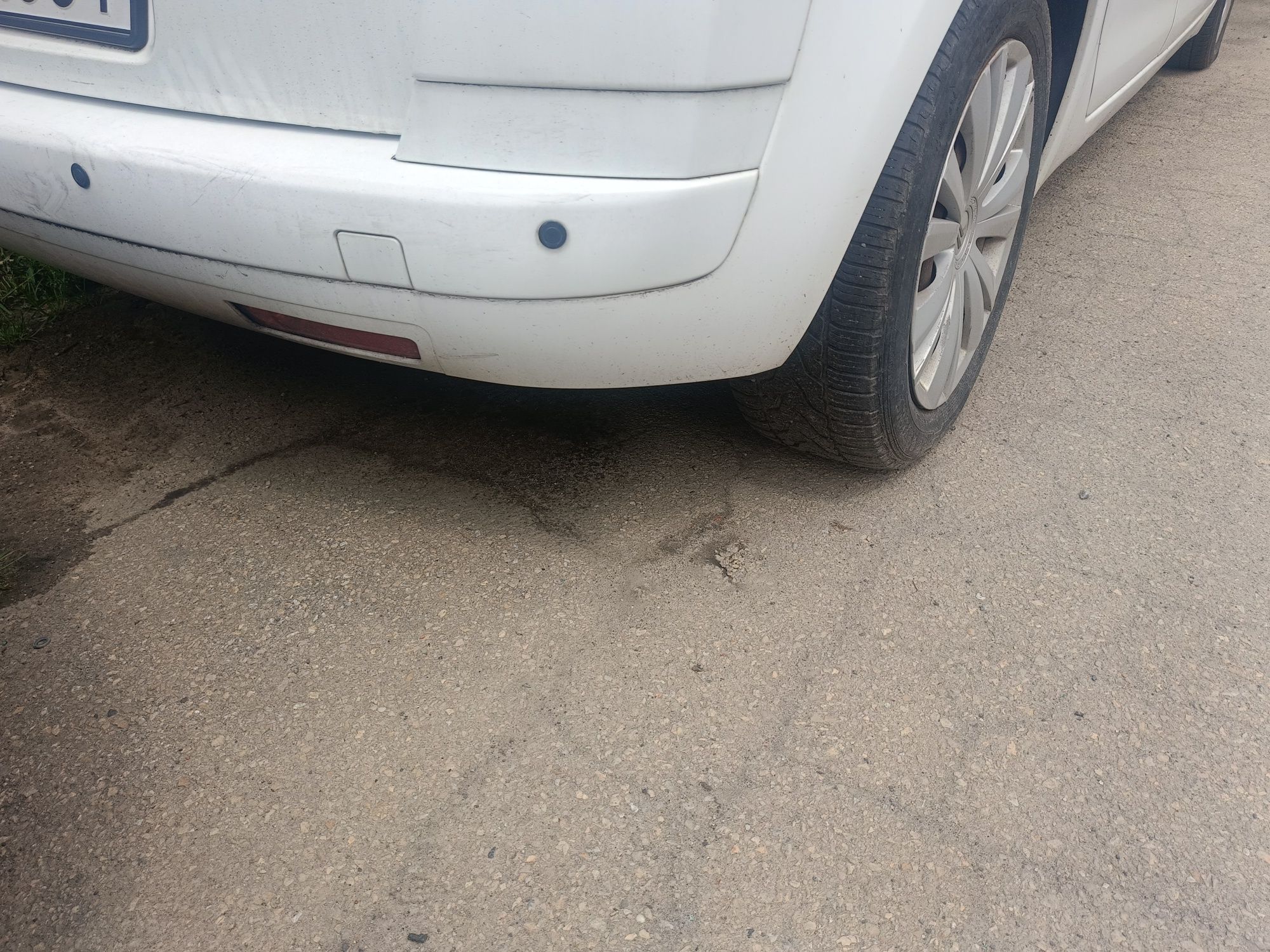 Citroen C4 Picasso Zderzak Tył Tylny EWPA