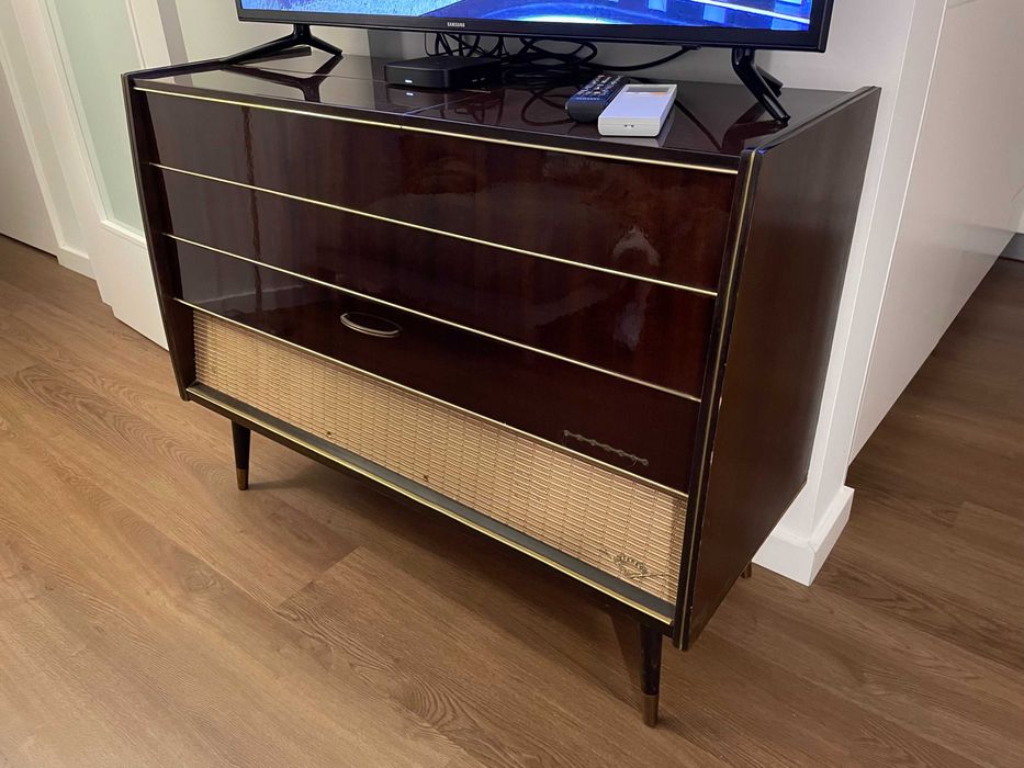 Móvel Rádio/Gira discos Grundig