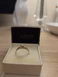 Pierscionek Apart zloto zloty 585 14k diament 0.19ct rozmiar 11