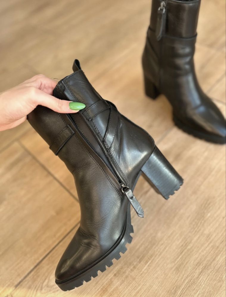 Damskie Kozaki Massimo Dutti