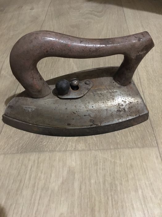 Утюг раритетный