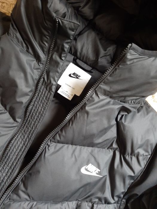 Оригинал куртка Nike Storm-FIT PRIMALOFT DR9605-010