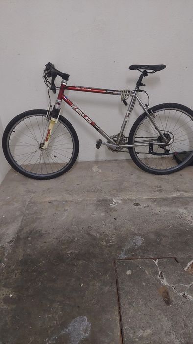 Bicicleta adulto Altis marca Zeus