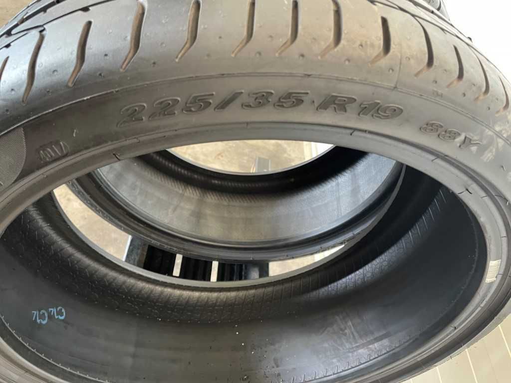 225 35 R19 Pirelli P Zero 88Y 7mm+  x2