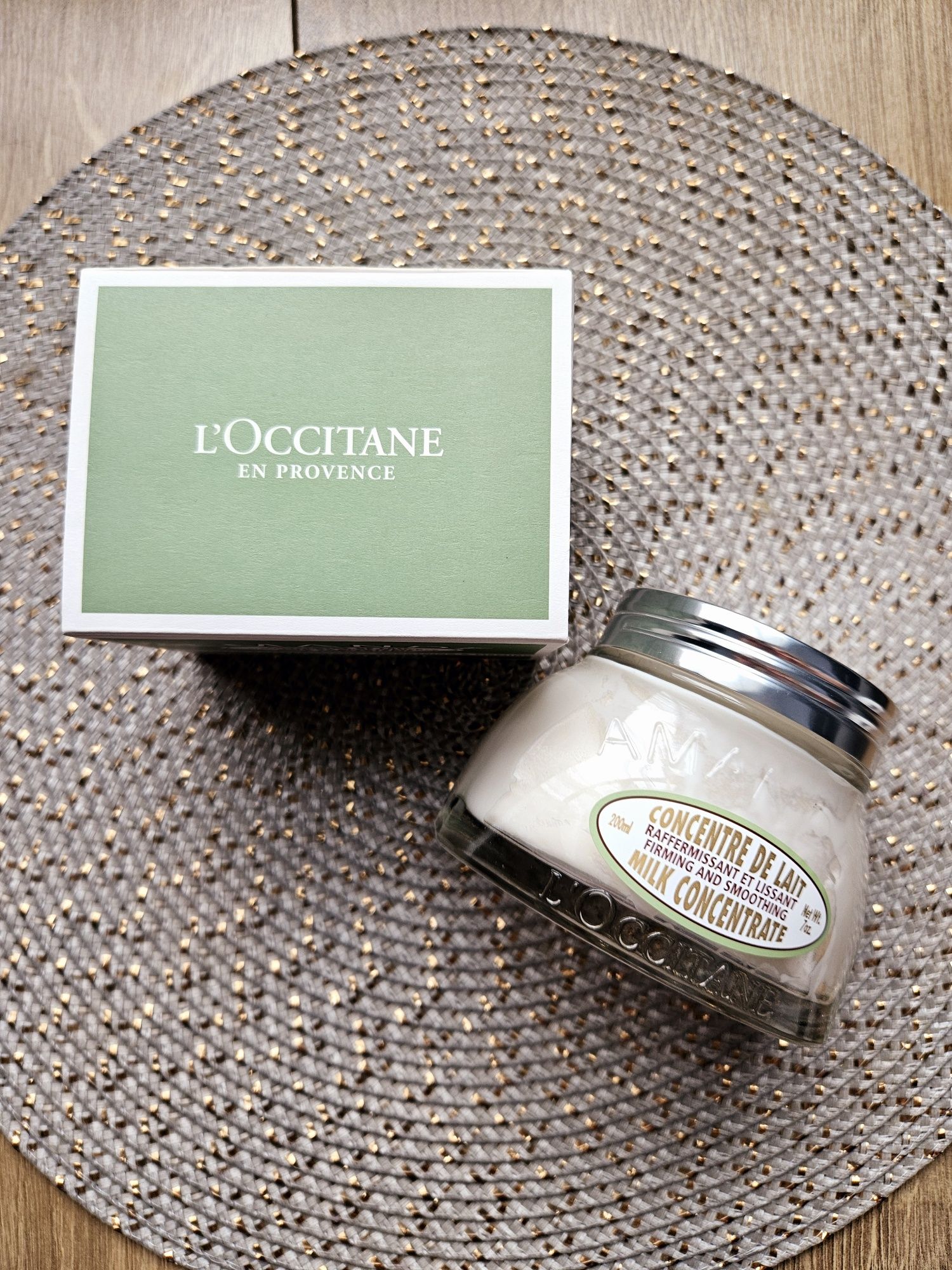 L'Occitane Koncentrat do ciała Migdał 200 ml