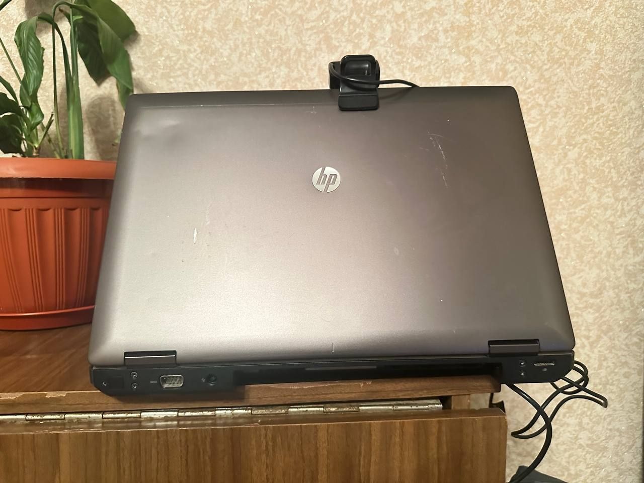 Ноутбук     HP Б/У в хорошому стані війни