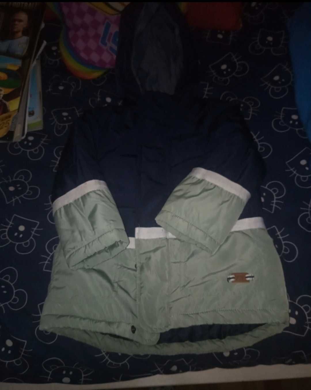 Roupa de criança que já não serve