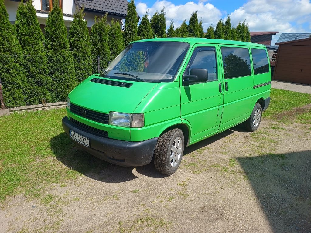 VW T4 2000r. 2,5 TDI 102 KM 9 osobowy