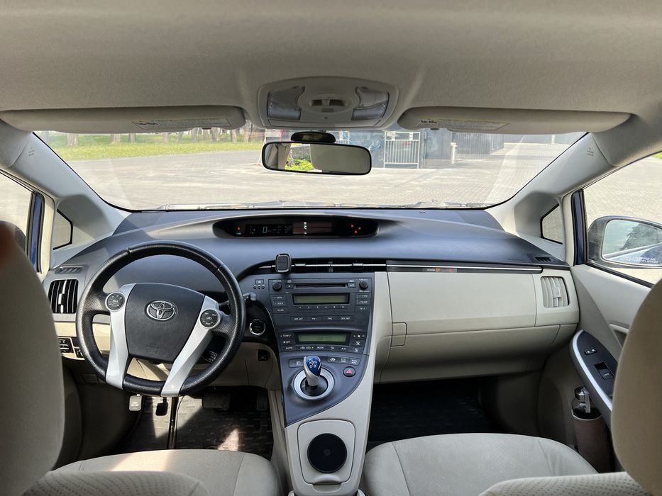 Toyita Prius 30 2011 року