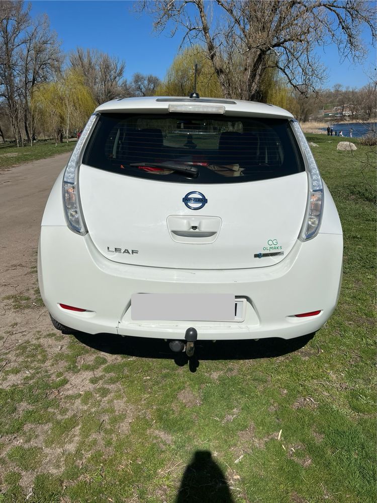 Nissan Leaf 2015 року