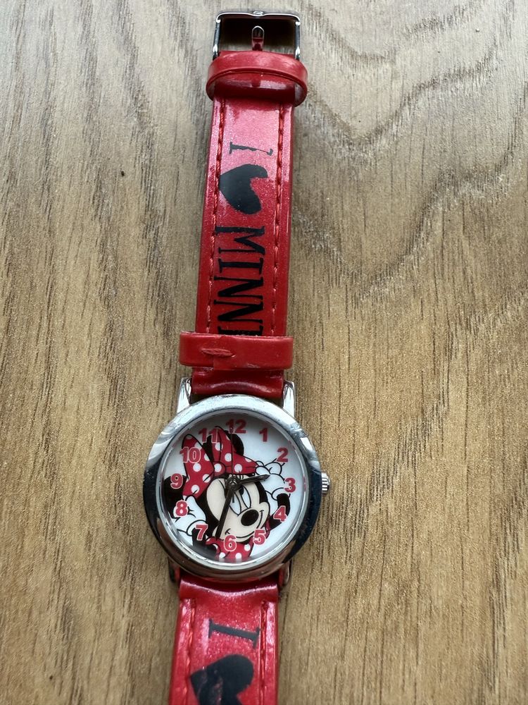 Zegarek Minnie Myszka Mickey Miki dla dziewczynki