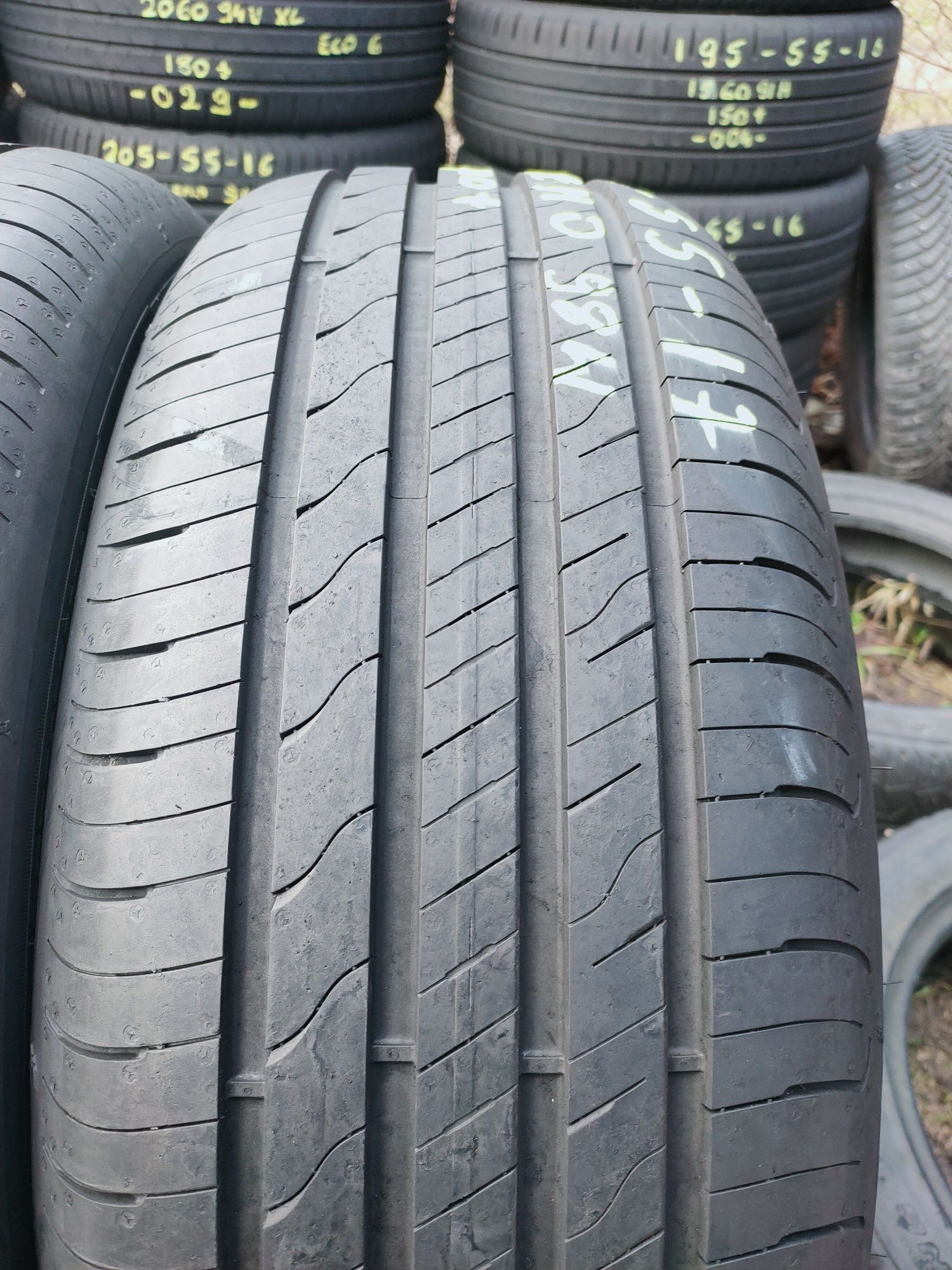 215/55R17 GoodYear EfficientGrip Performance 2 2021r 6,8mm DEMO