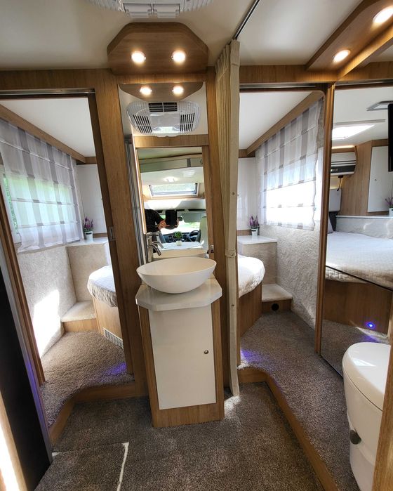 Kamper Wynajem VIP 4 Bogate Wyposażenie Wypożyczalnia Camper