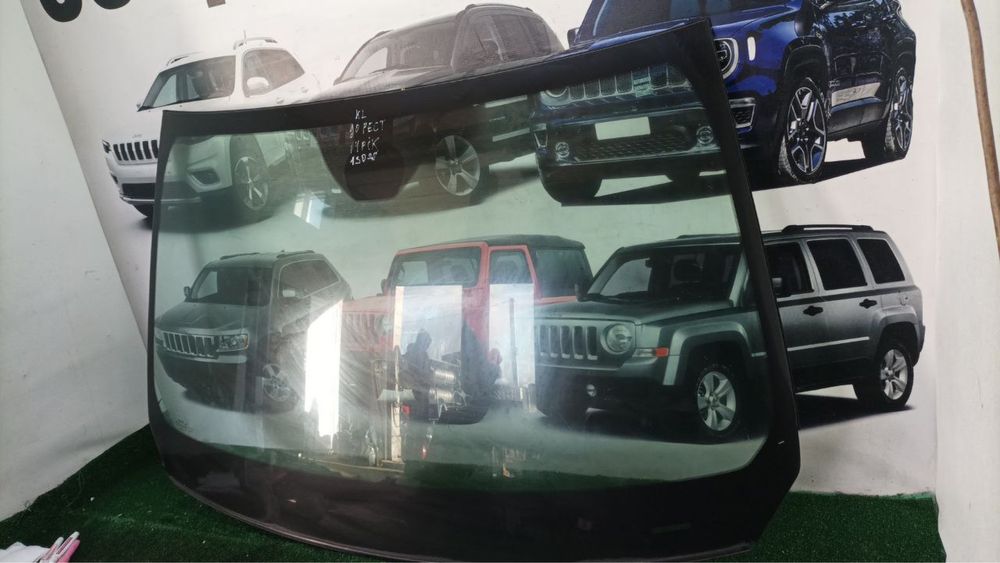 Оригінальне вітрове скло лобове Jeep Cherokee Kl 2014-2024