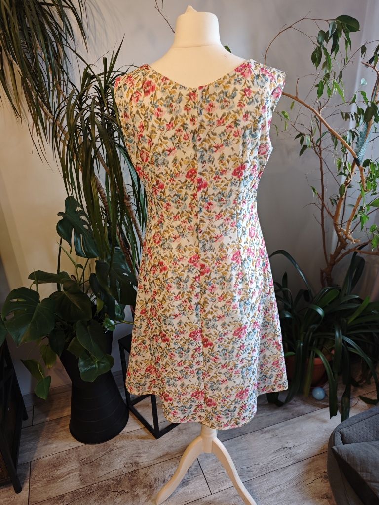 Sukienka biała w kwiaty drukowane weselna komunijna retro vintage