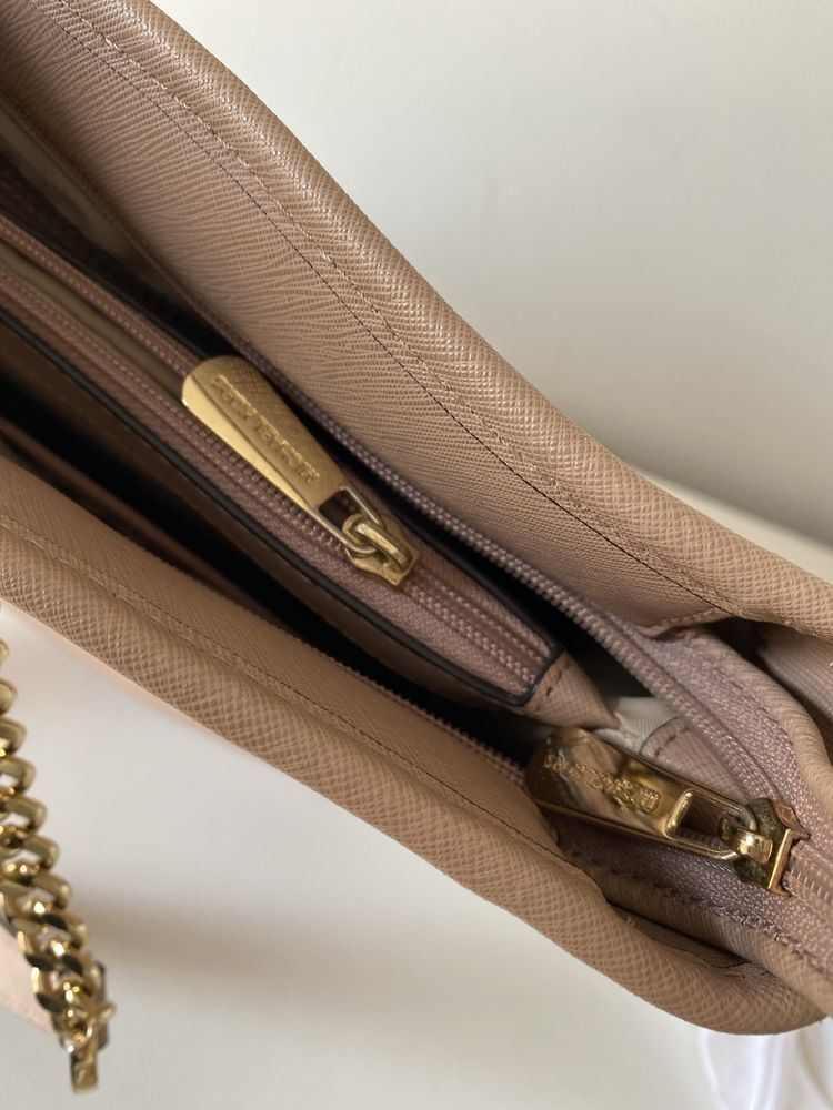 Mala Michael Kors