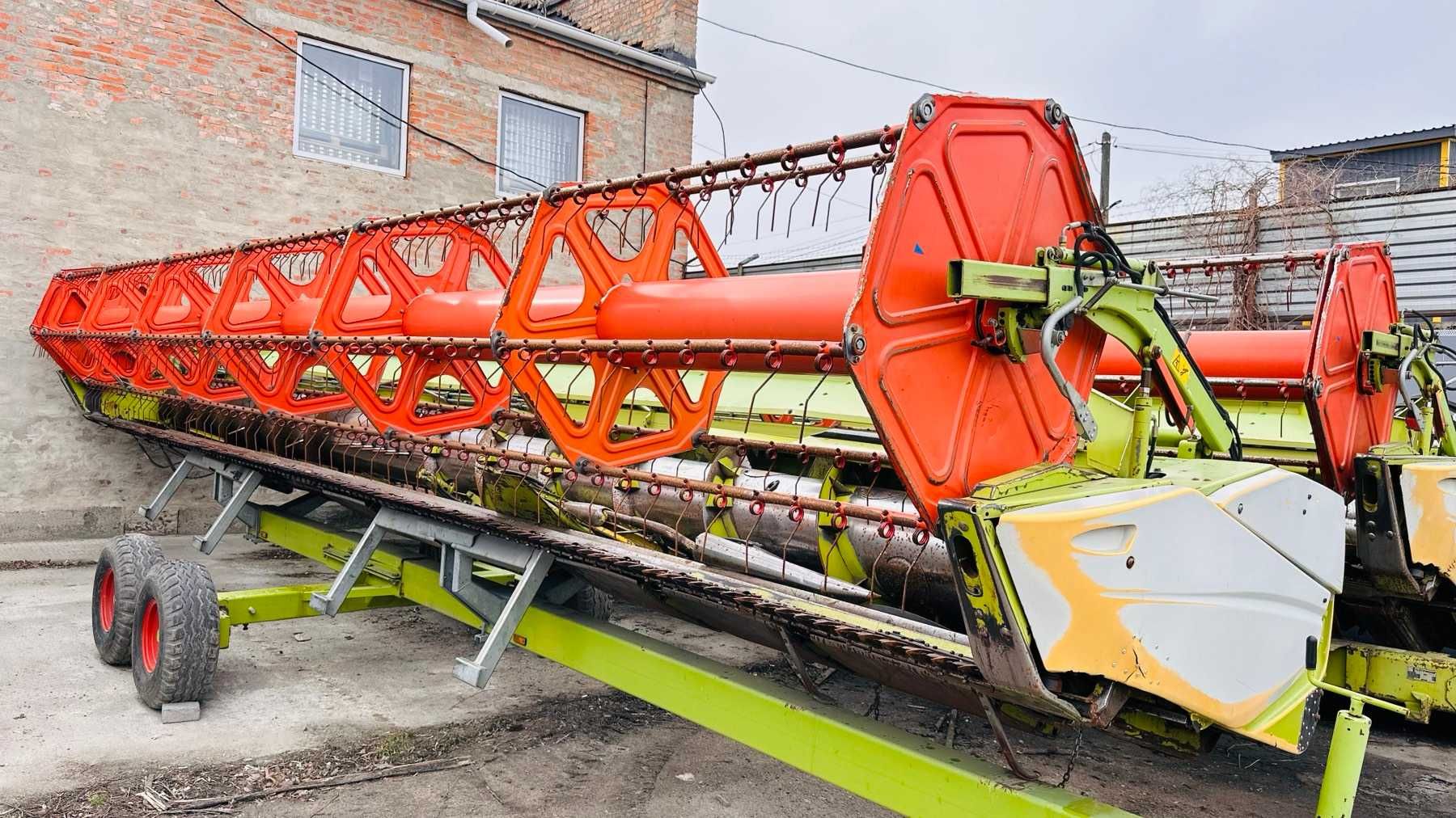 Зернозбиральний комбайн Claas Lexion 580