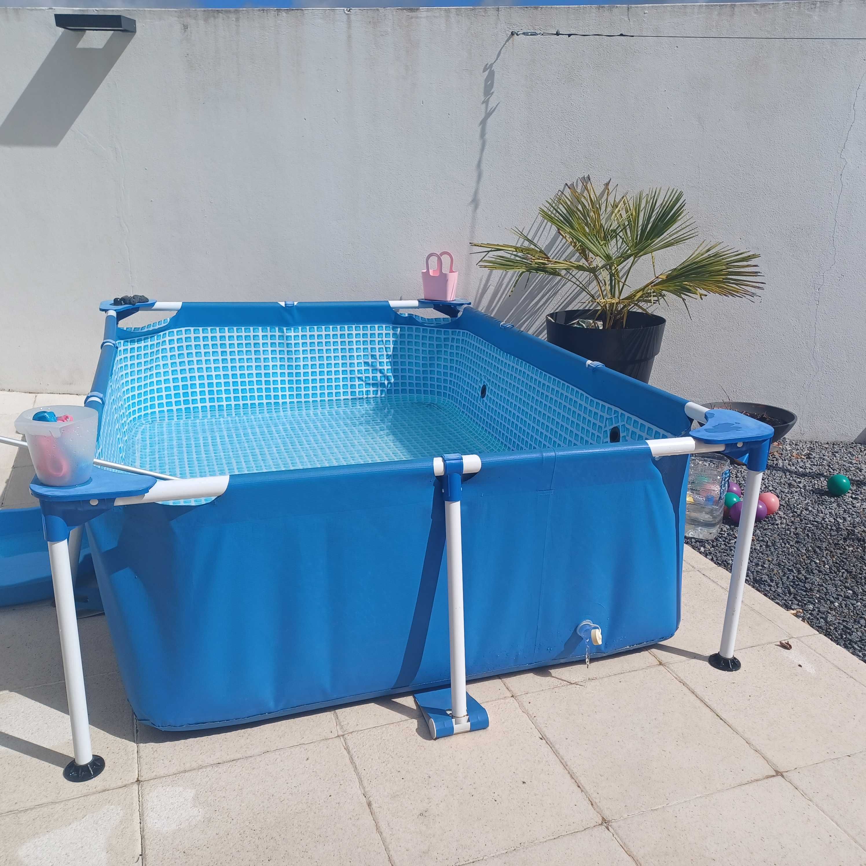 Vendo piscina como nova
