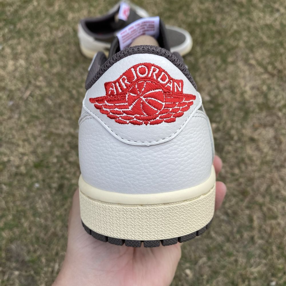 Кросівки Air Jordan 1 Low Travis Scott Reverse Mocha Джордан Тревіс