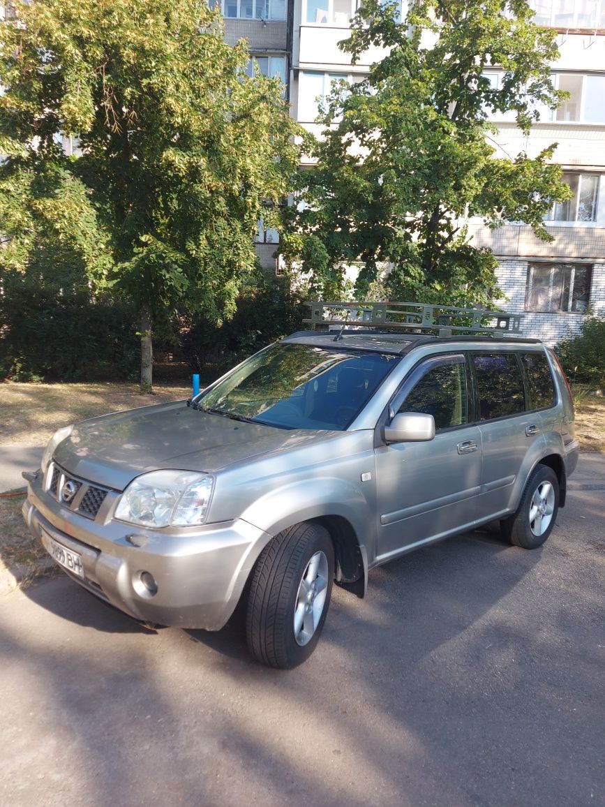 Nissan X-Trail 2.0 газ/бенз