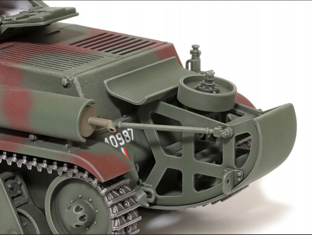 Czołg H39 French Light Tank Pz.Kpfw.38H 735(f) model 35389 Tamiya
