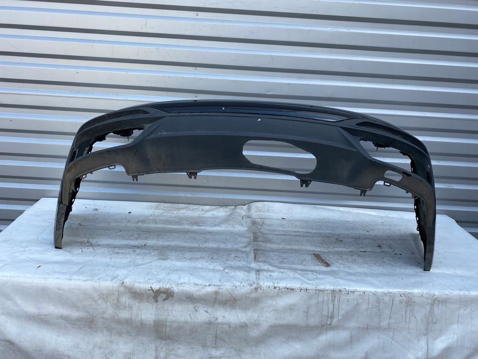 Audi A4 B9 Lift Kombi zderzak tylny tył 8W9