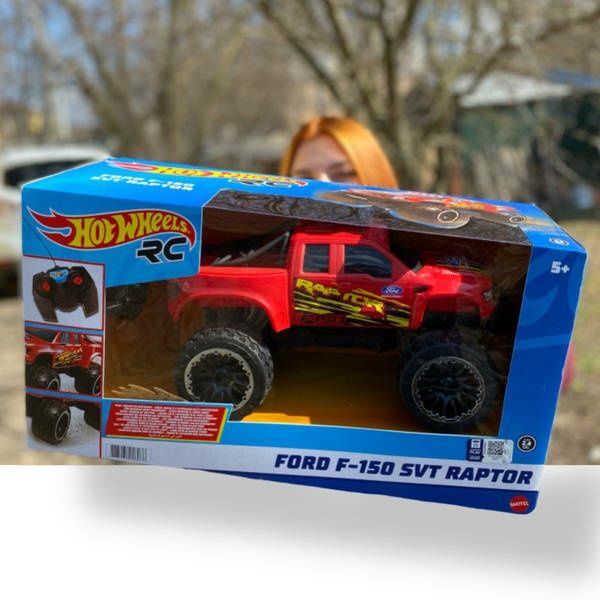 Хот Вилс машинка на радиоуправлении Форд Remote Control Truck Red Ford