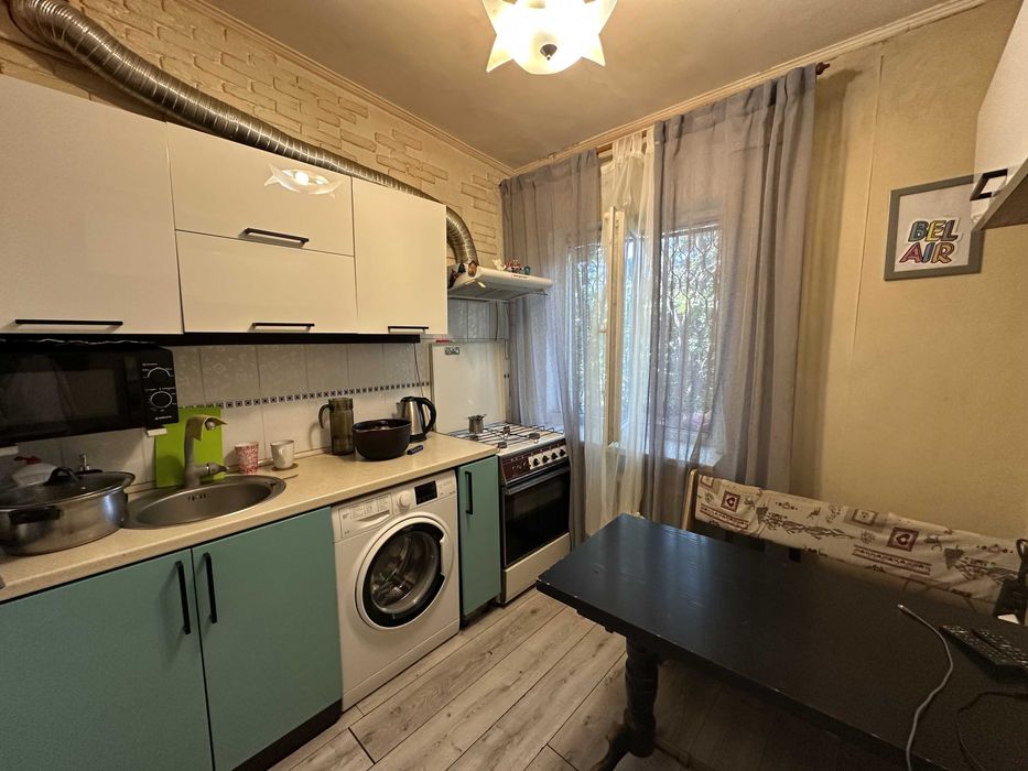 ПАРК ГОРЬКОГО \ Космонавтов 2 - комн Укомплектована Кирпичный дом